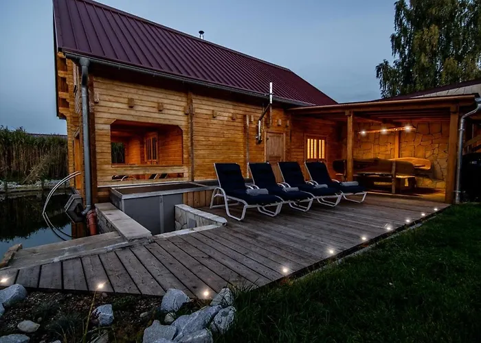 Traumhaftes Mit Sauna & Schwimmteich *